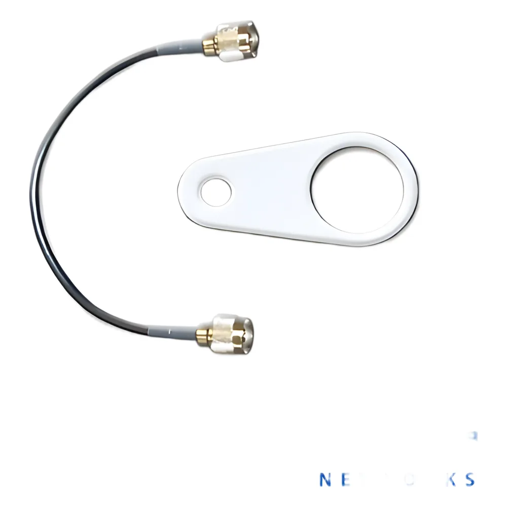 Montaje para Antena Omnidireccional para Serie BA200. Incluye 1 Cable RG58 de 30 cm. Conectores N Macho.