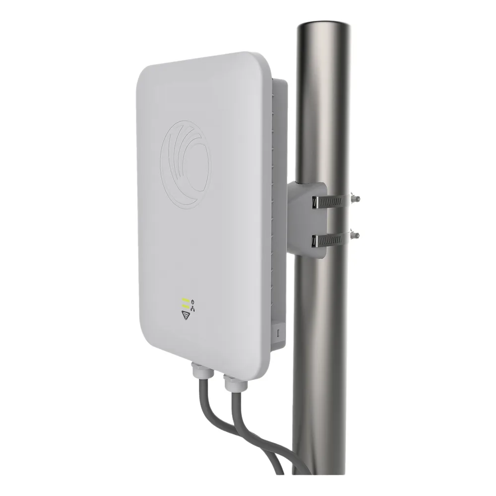 Access Point WiFi cnPilot e501S para exterior, IP67 grado industrial, Filtros para coexistencia con redes LTE, doble banda, antena sectorial 90-120 grados y puerto PoE secundario