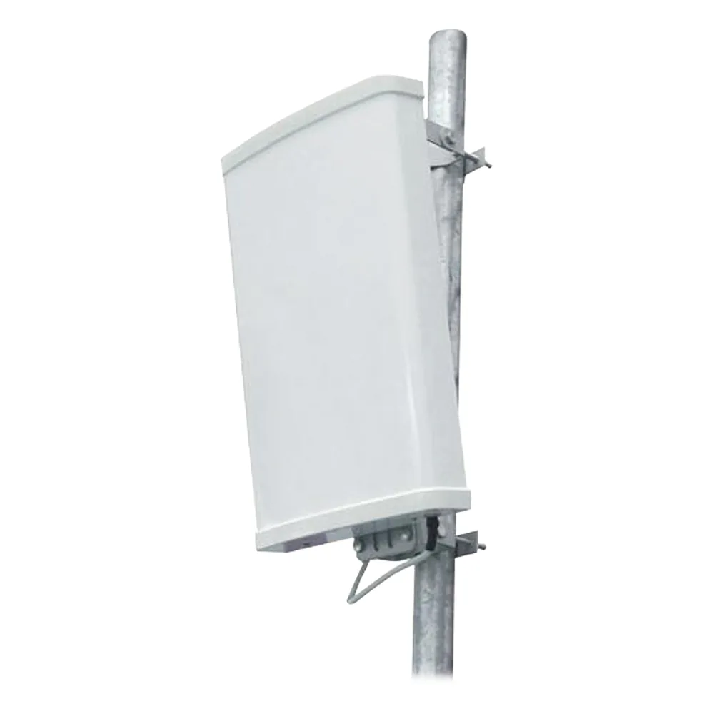 Antena Direccional Cell-Max Para Exterior 698-960 MHz y 1710-2700 MHz