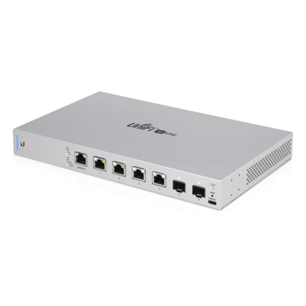 Switch UniFi 7 puertos (1 x consola, 4 x PoE++ 802.3bt y 2 SFP+)