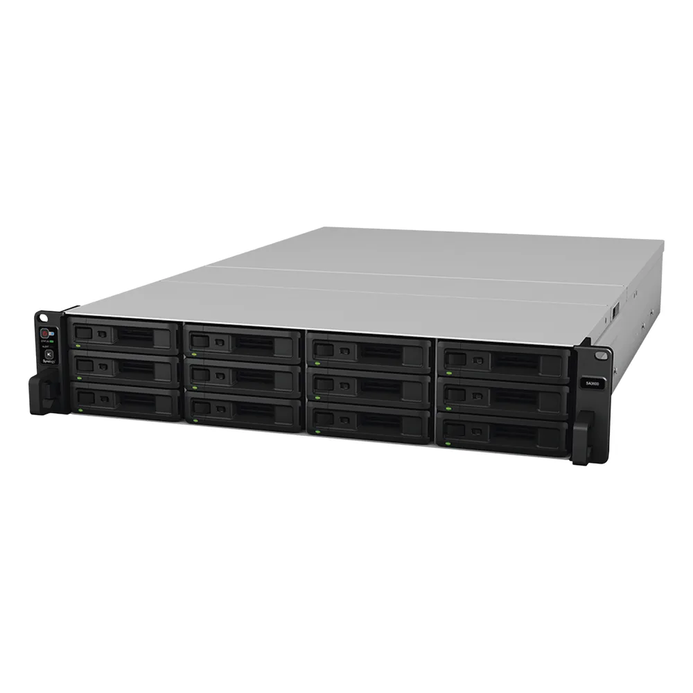 Servidor NAS para rack de 12 bahías / Expandible hasta 180 bahías / Hasta 1,536 TB