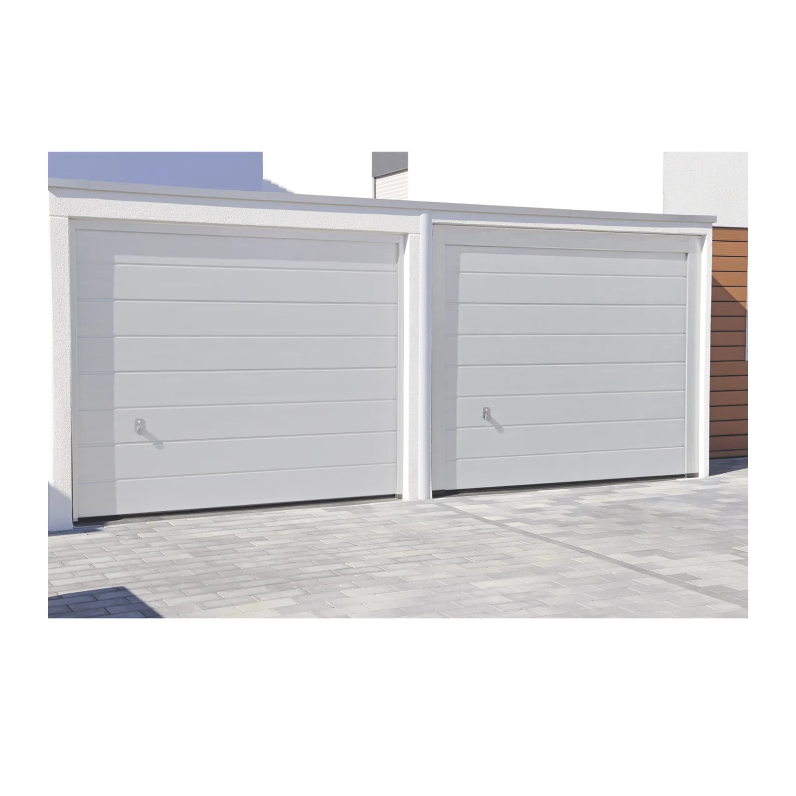 Puerta de Garage de Alta Calidad / Linea Central / Color Blanco 9X7 pies, AISLADA, Estilo Americana.