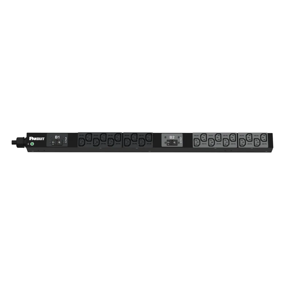 PDU Básico para Distribución de Energía, Enchufe de Entrada NEMA L6-30P, Con 20 Salidas C13, de Instalación Vertical, 208 Vca, 30 Amp