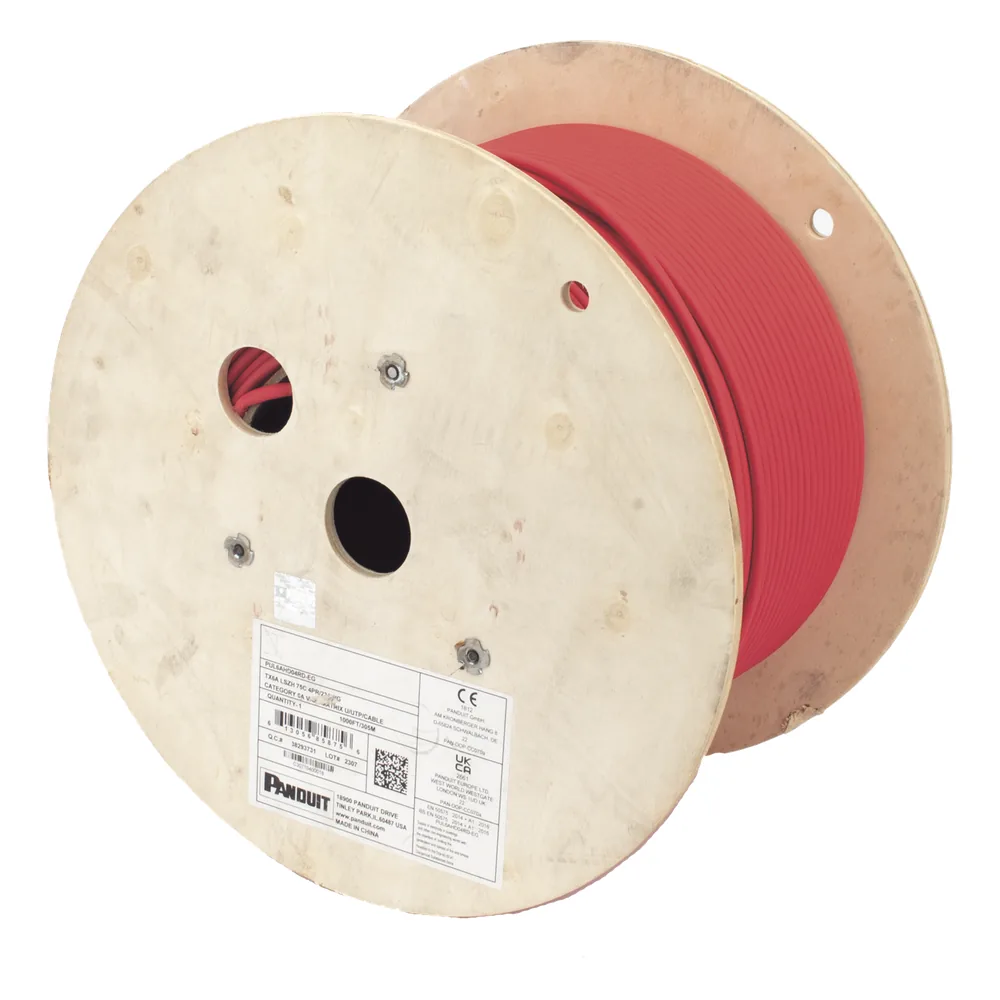 Bobina de Cable UTP de 4 Pares, Vari-MaTriX, Cat6A, 23 AWG, LSZH (Libre de Gases Tóxicos), Color Rojo, 305 Metros (1000 Pies)