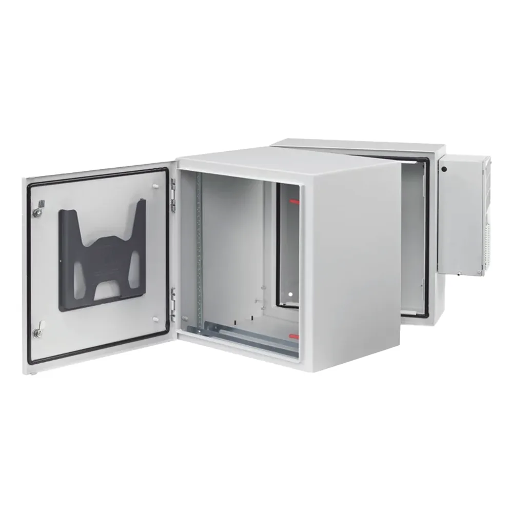 Gabinete Industrial ProTek de 12 UR Puerta Sólida de 612 x 600 x 789 mm Con Aire Acondicionado de 2000 BTU, Protección NEMA Tipo 4/12; IP66; IK10, Abatible, Fabricado en Acero, Color Gris Claro