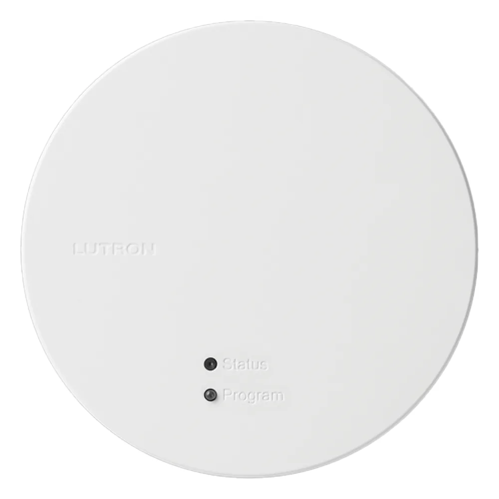 Procesador (hub) RadioRA 3 con adaptador de empotrar y de caja de conexiones, alimentado por PoE