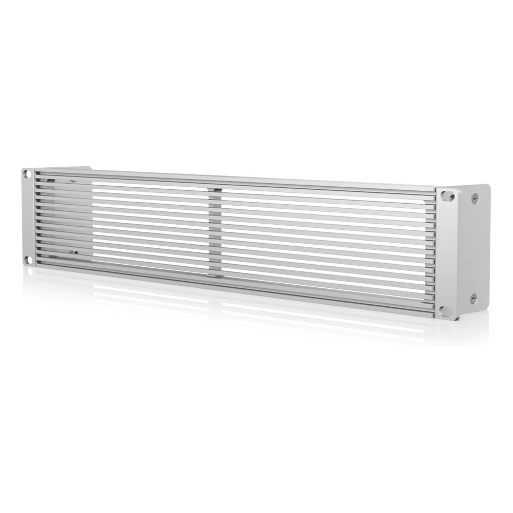 UACC Rack Mount Panel Vented 2U – Panel Ventilado de 2U para Rack, Ideal para Cubrir Espacios No Utilizados y Mantener un Aspecto Limpio y Ordenado