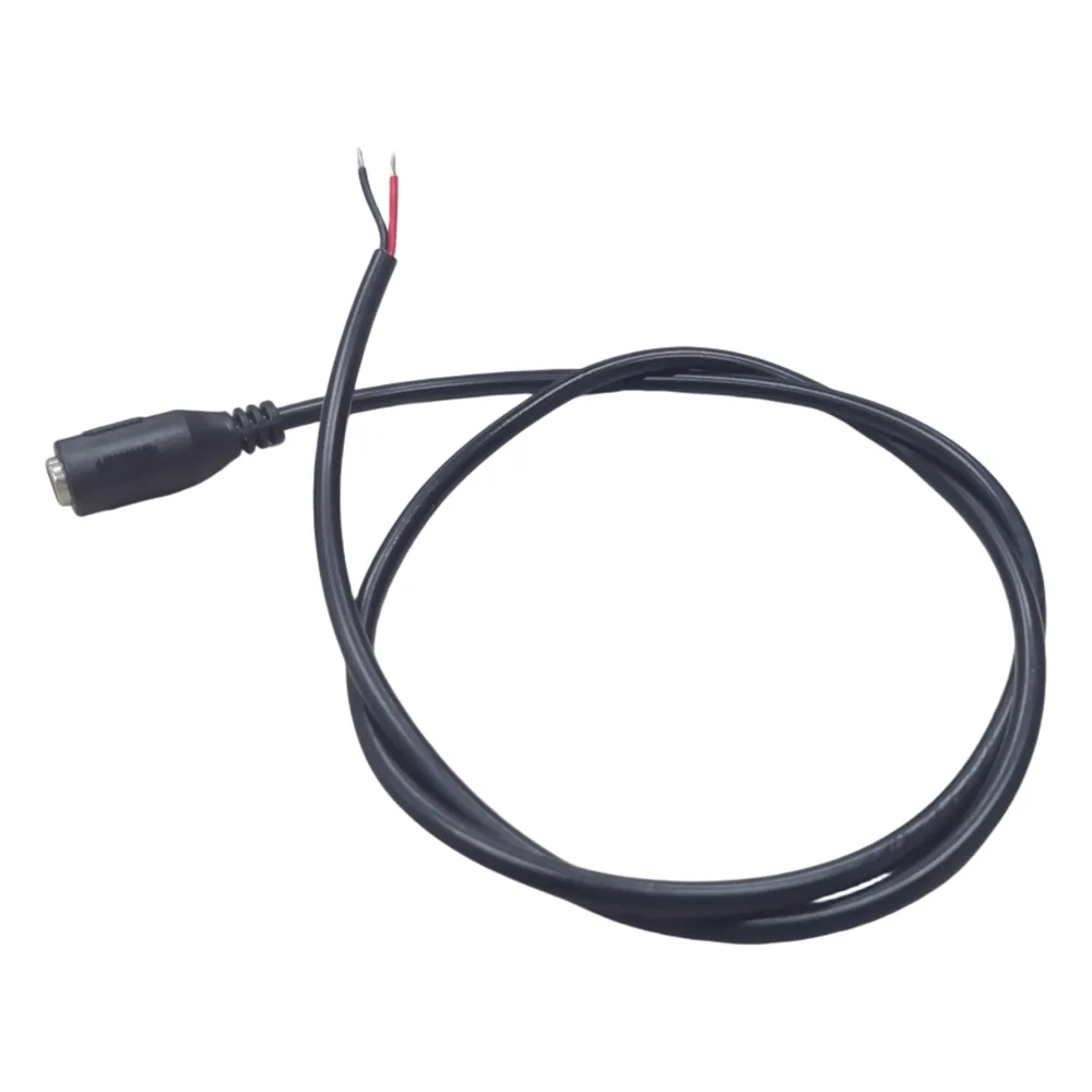 Cable con Conector Macho (Pigtail) / Forro Negro | Alimentación para Vcc con Puntas Libres | Polarizado | Largo 22 cm (8.66 Pulgadas) | Calibre 22AWG.