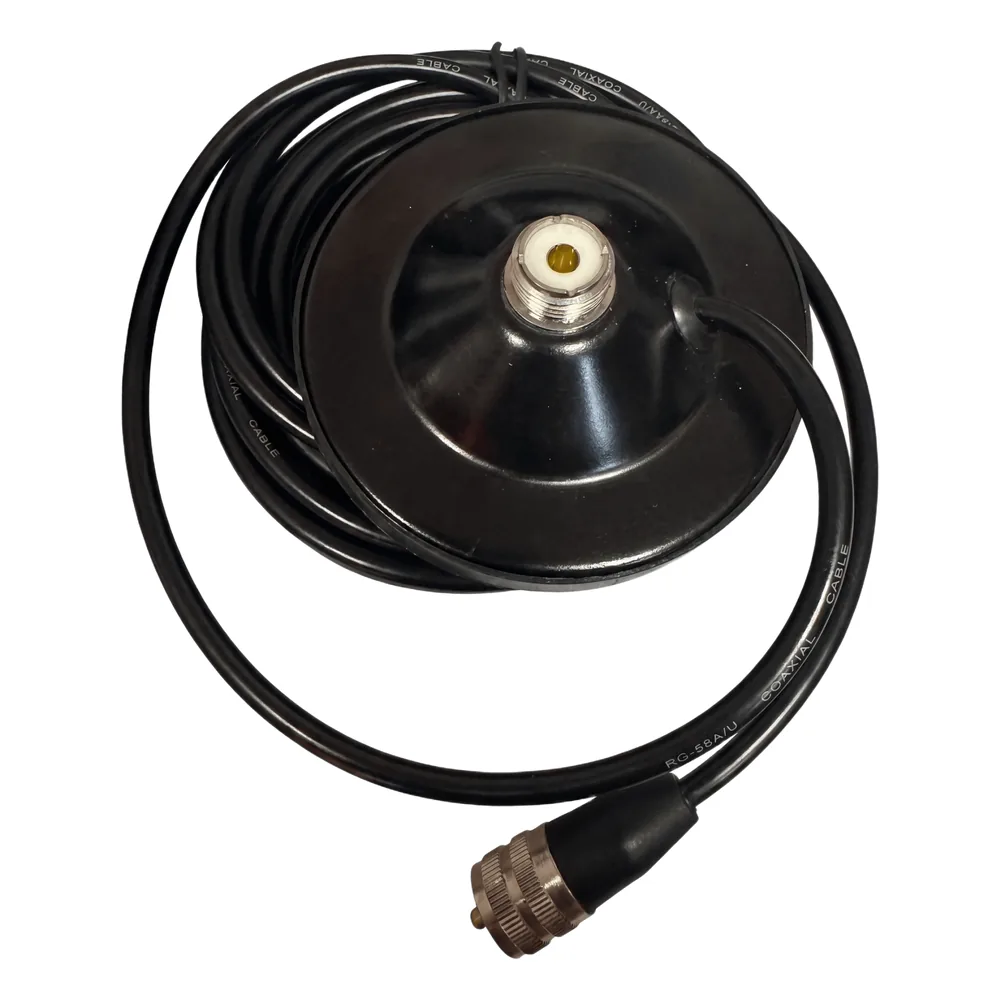 Montaje Magnético / Diámetro 90 mm (3.5 in) / Conector SO239 / 4.5 m de cable RG58 / Para Vehículos