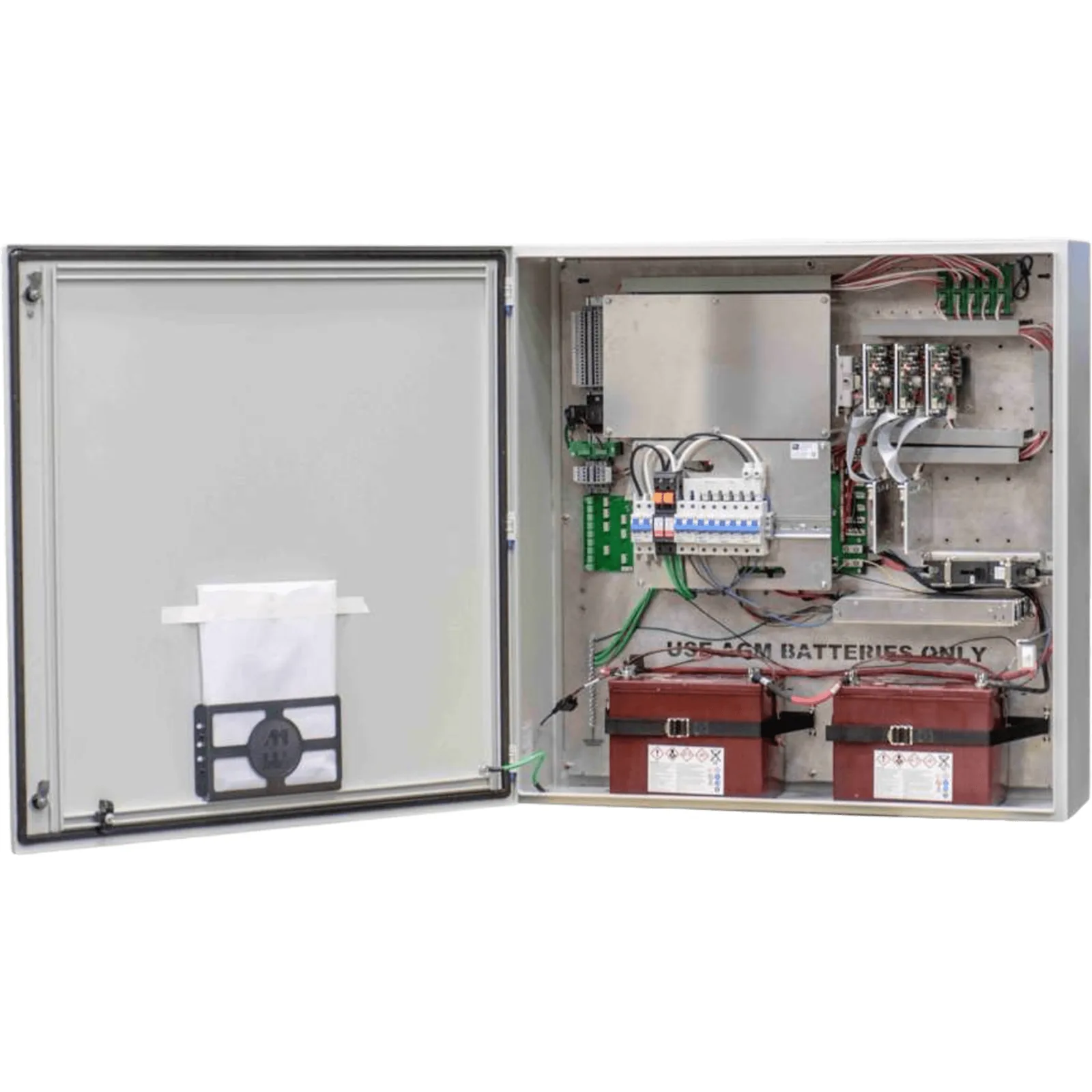 Amplificador Encompass 3200W / 10 Canales / 320W por Canal / Para Altavoz MA-2 5 Caras / NEMA 4 / 110-240 VAC / Respaldo 24 VDC