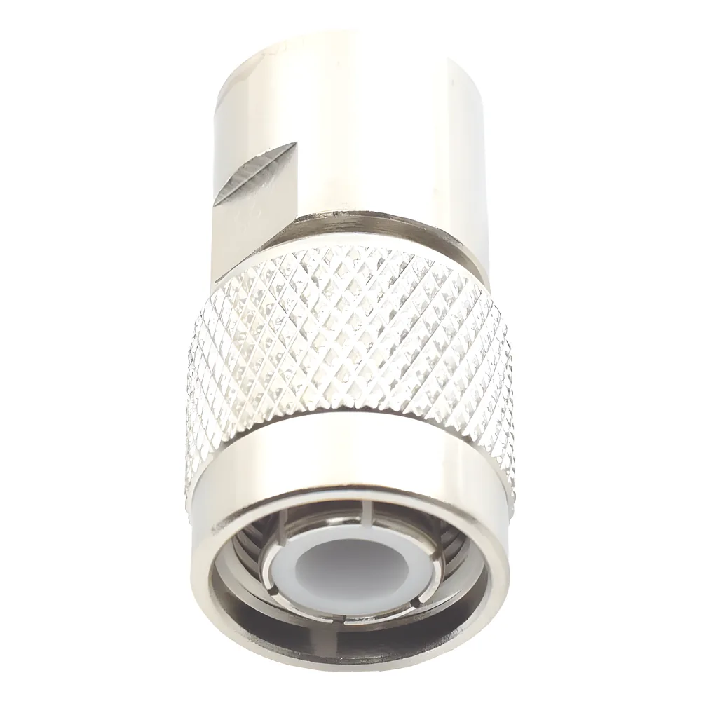 Conector TNC Macho de Rosca para Cables RG-8/X, LMR-240, Níquel/ Oro/ Teflón.