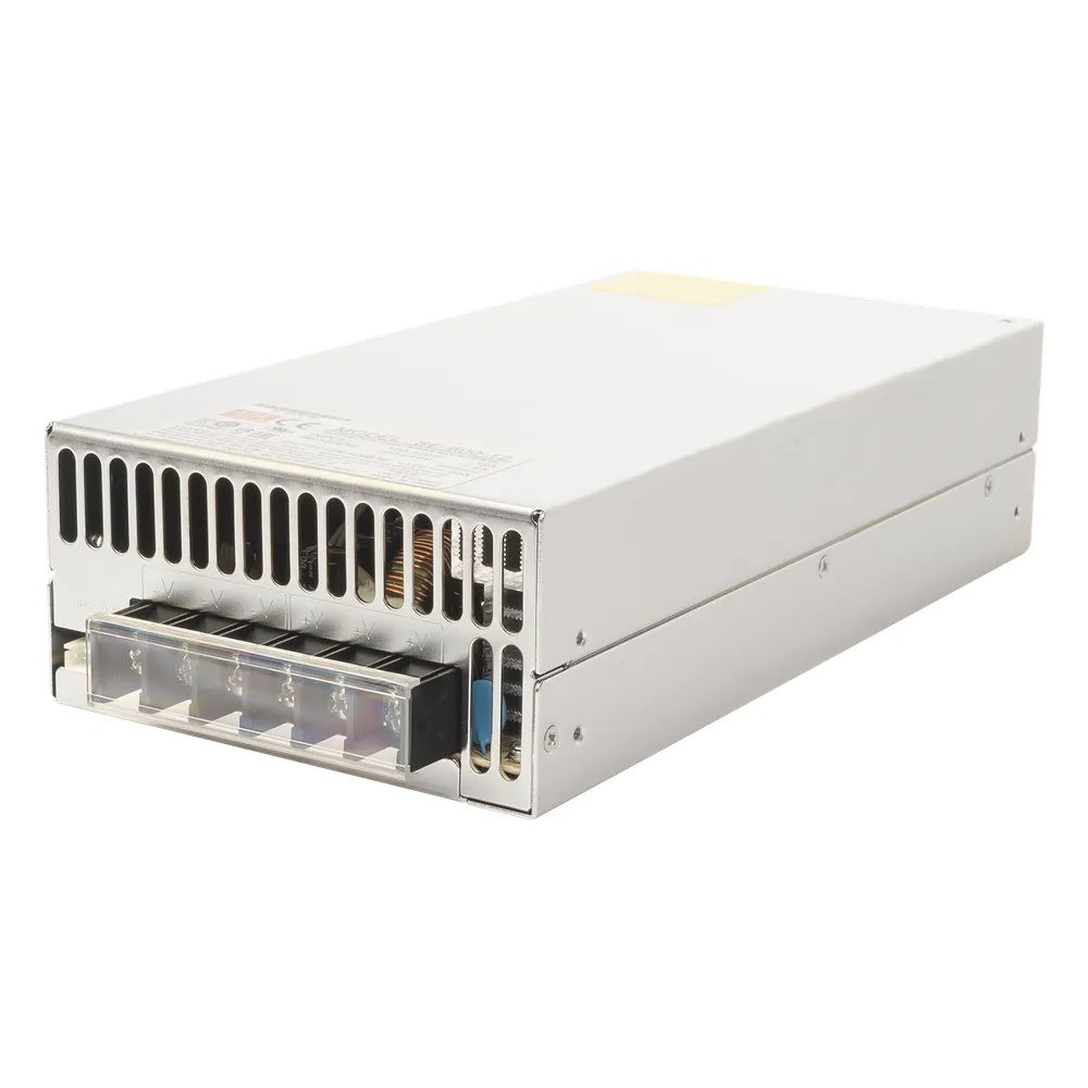 Fuente de poder industrial conmutada / 600W / 12Vcc / 50A / Entrada: 90-132Vca o 180-264Vca seleccionable / Ventilador incorporado
