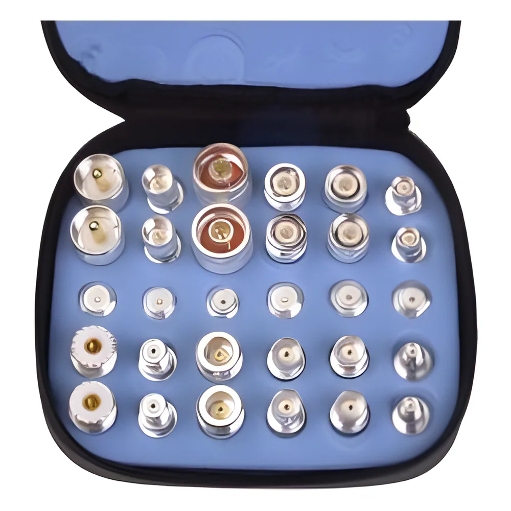 Kit Universal de Adaptadores UNIDAPT de 30 piezas en Bronze Blanco con estuche, esponja y ziper.